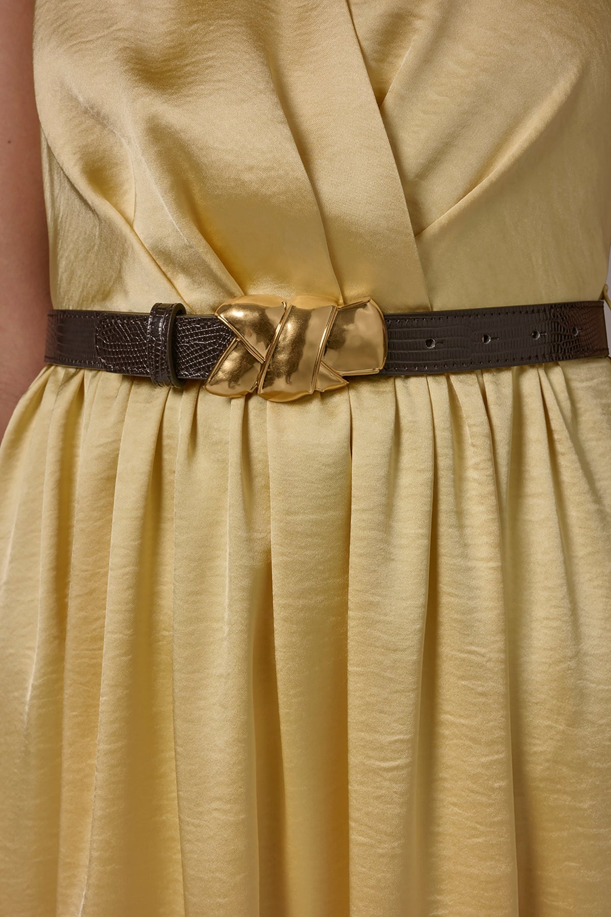 SLEEVELESS COWL-NECK MIDI DRESS - Panna Cotta