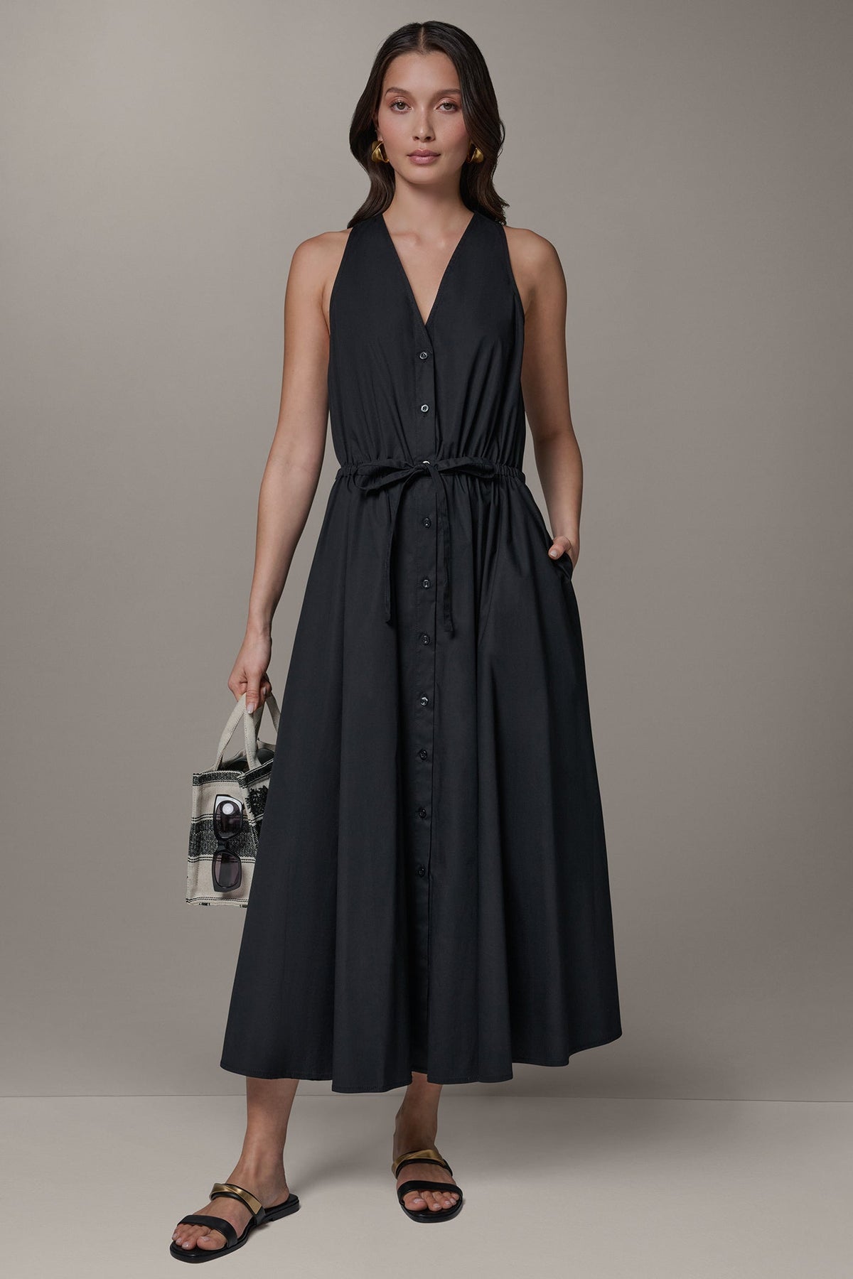 SLEEVELESS MIDI HALTER DRESS - Black