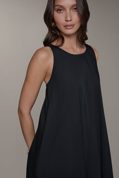 SLEEVELESS MAXI TRAPEZE DRESS - Black