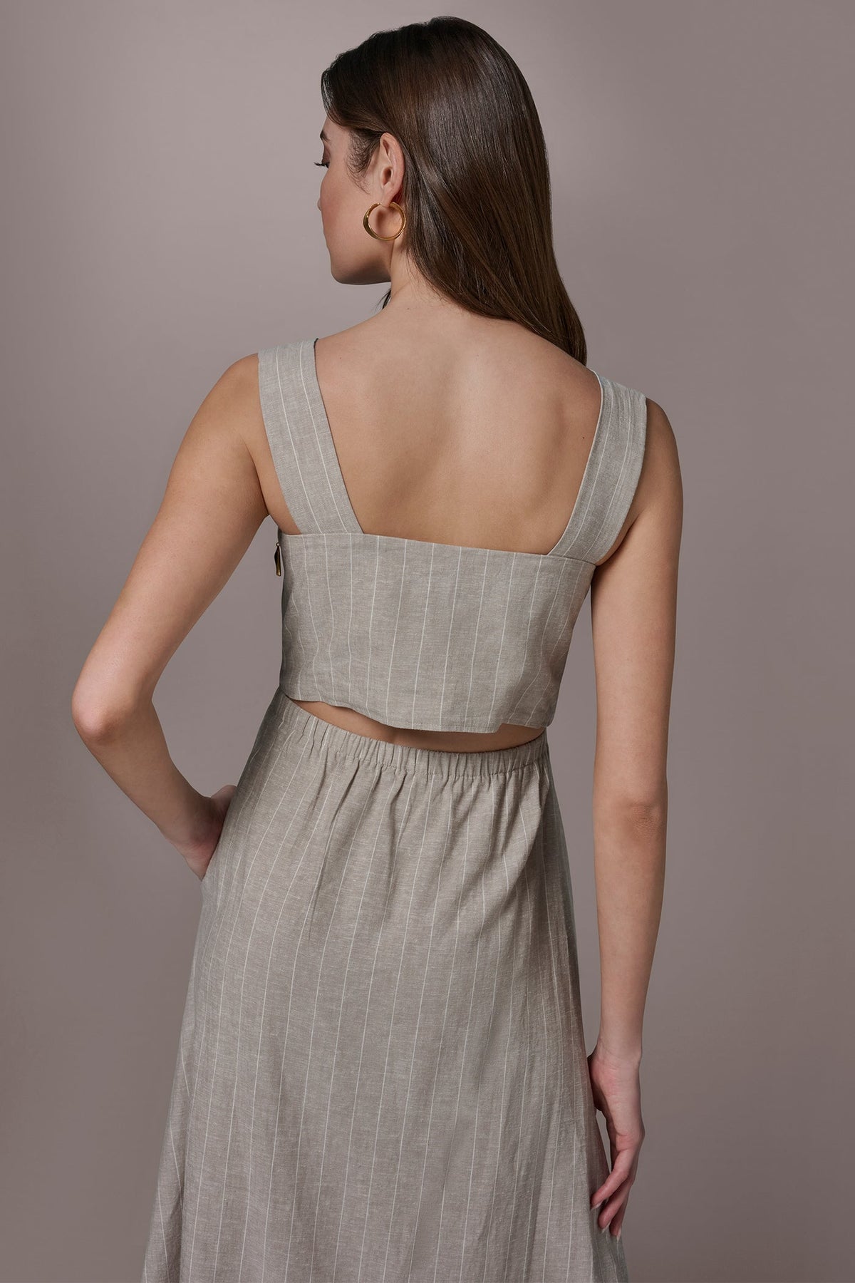 LINEN-BLEND PINSTRIPE CUTOUT MIDI DRESS - Tuscan Grey/Cream