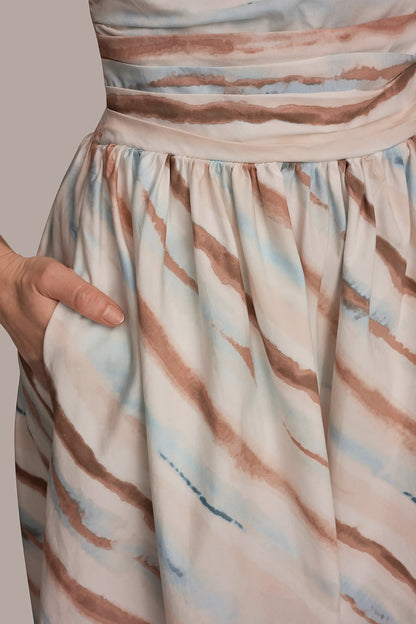 STRAPLESS PRINTED MIDI DRESS - Watercolor Stripe