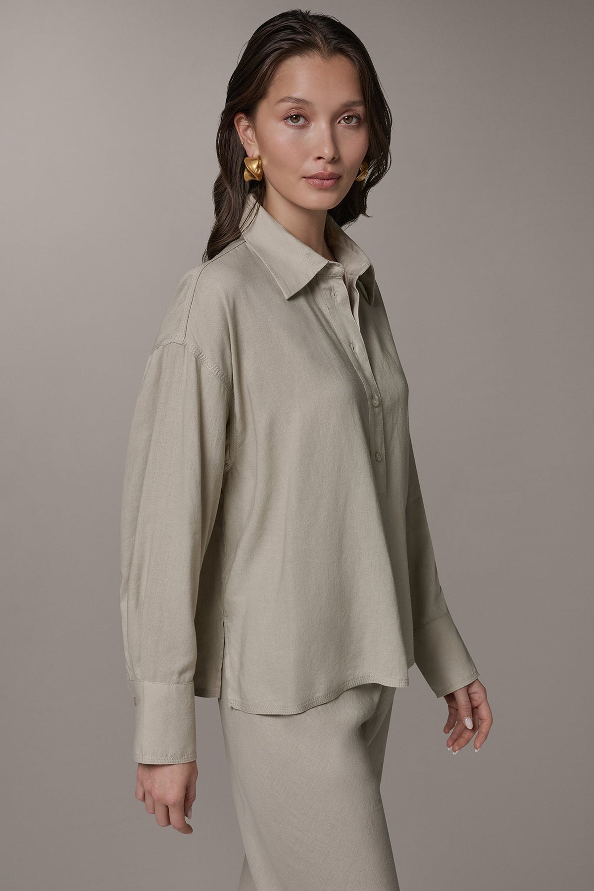 LONG SLEEVE HALF BUTTON BLOUSE - Sandstone