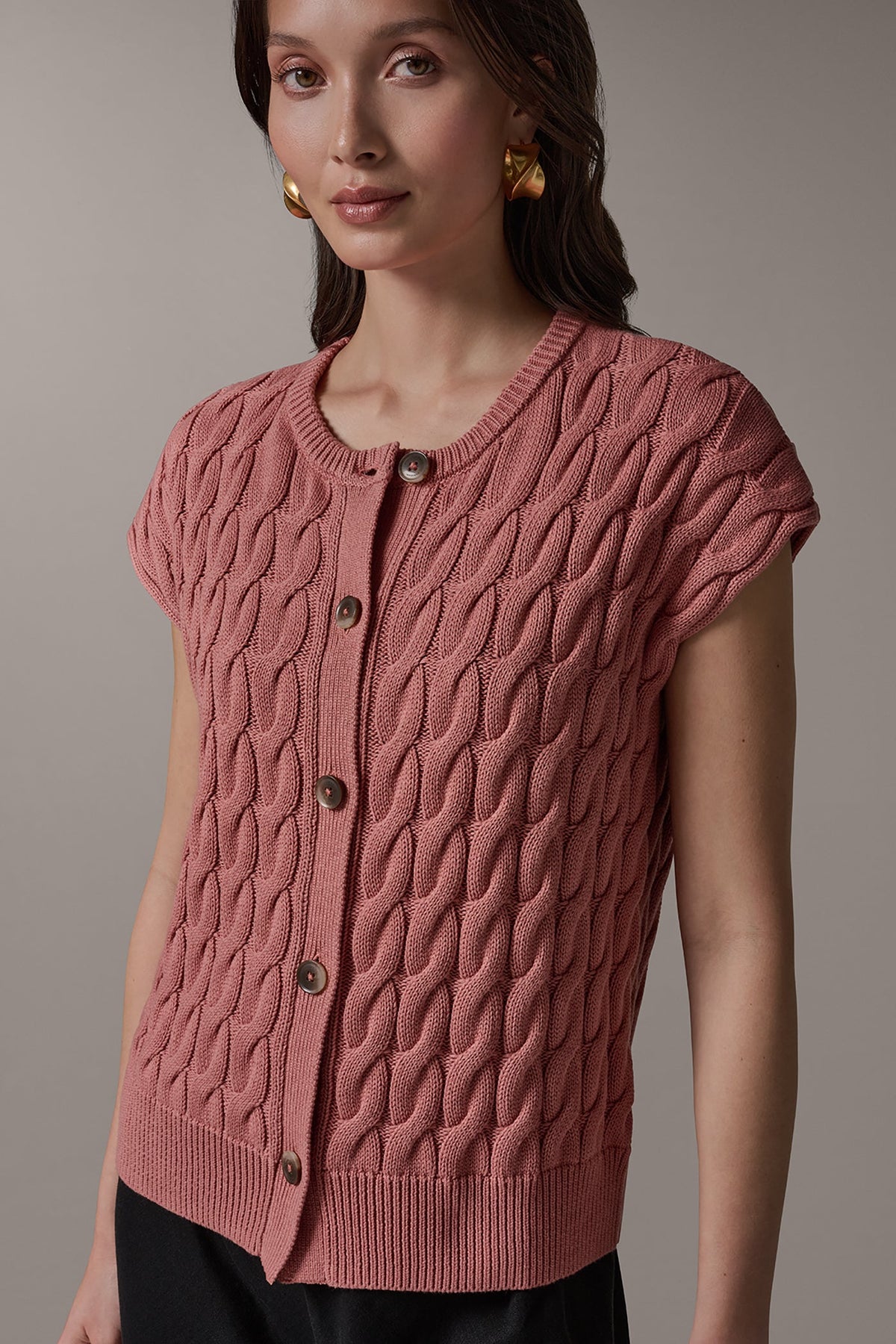 SLEEVELESS CABLE KNIT VEST - Desert Clay