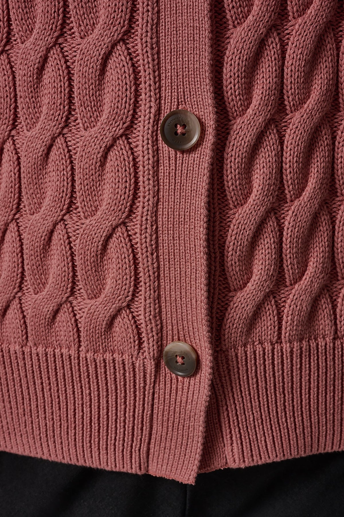 SLEEVELESS CABLE KNIT VEST - Desert Clay
