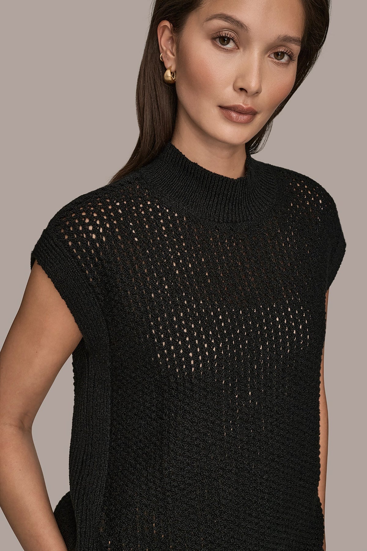 SLEEVELESS MOCK-NECK OPEN STITCH SWEATER - Black