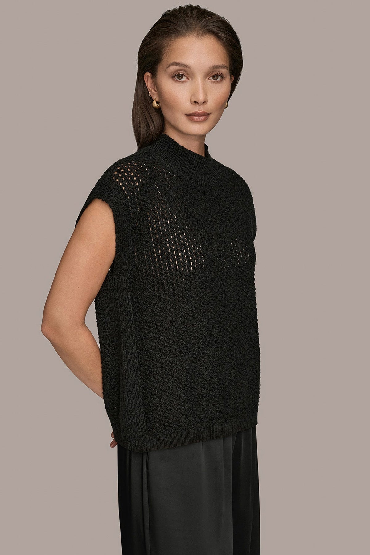 SLEEVELESS MOCK-NECK OPEN STITCH SWEATER - Black