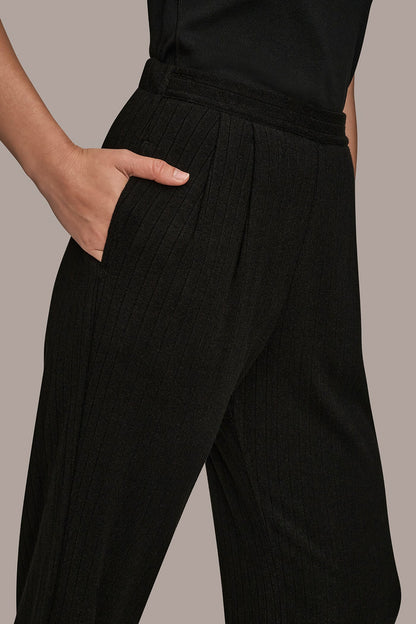 HIGH-RISE PLEATED PANT - Black