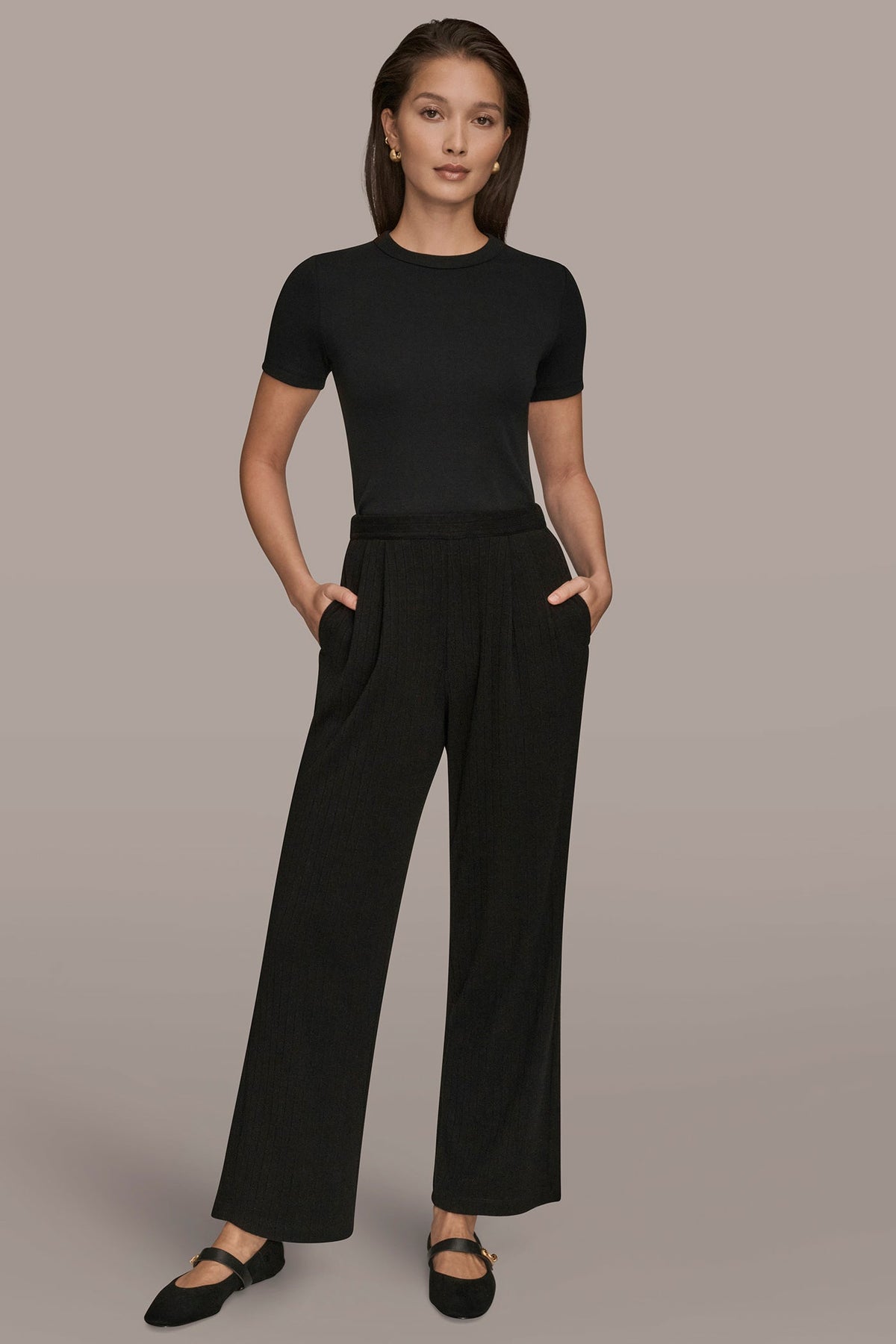 HIGH-RISE PLEATED PANT - Black