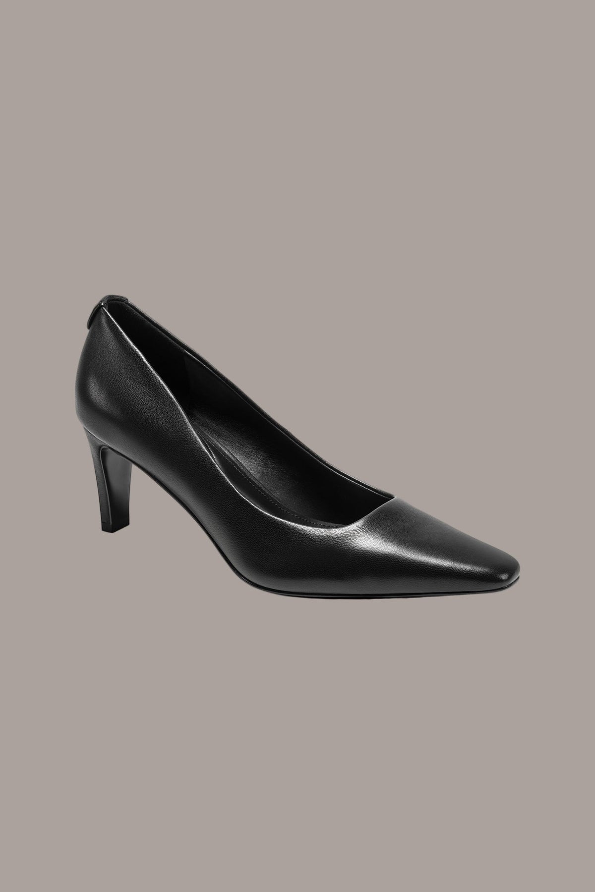 SAVITA II MID PUMP - Black