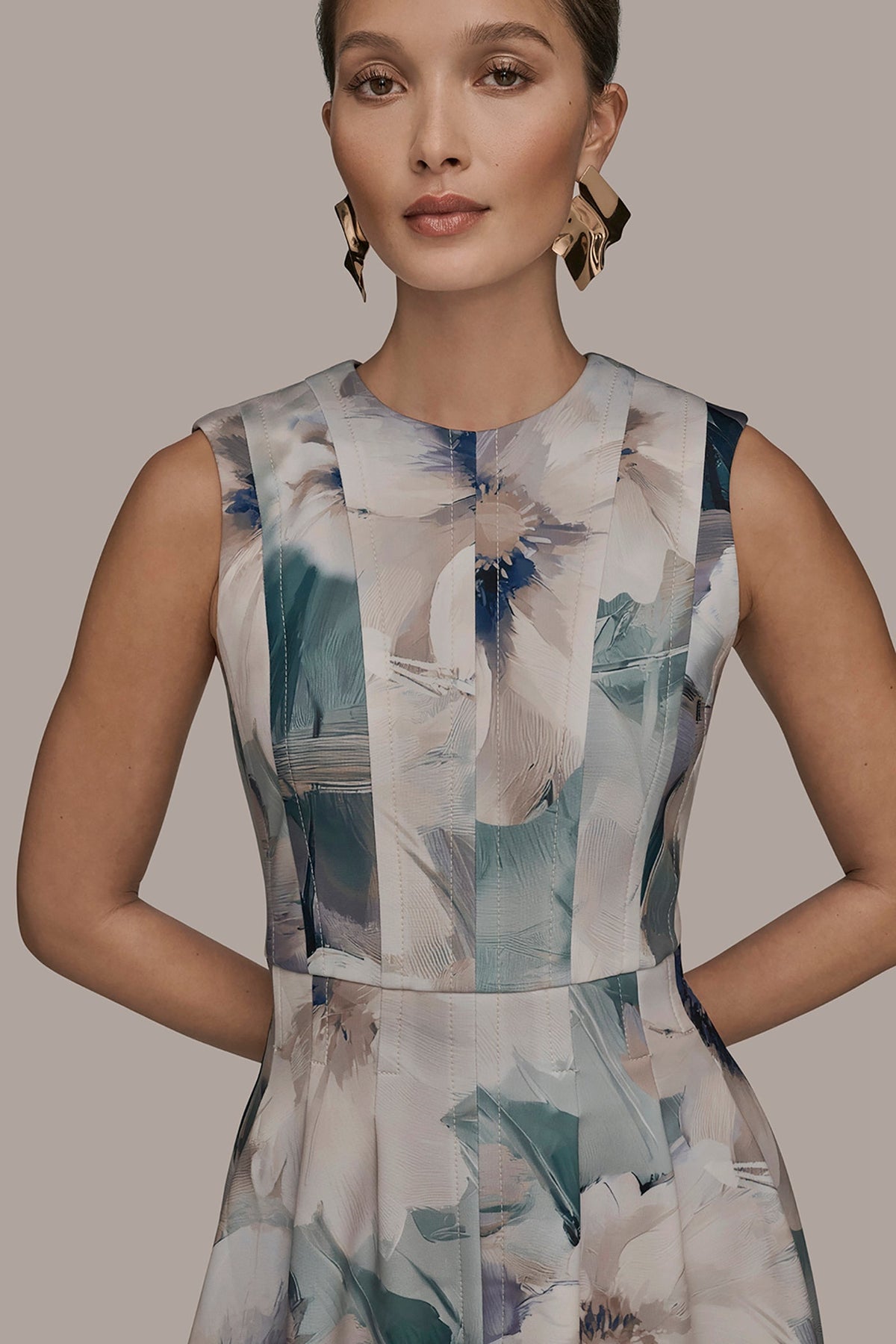 FLORAL SLEEVELESS MIDI DRESS - LAUREL MULTI
