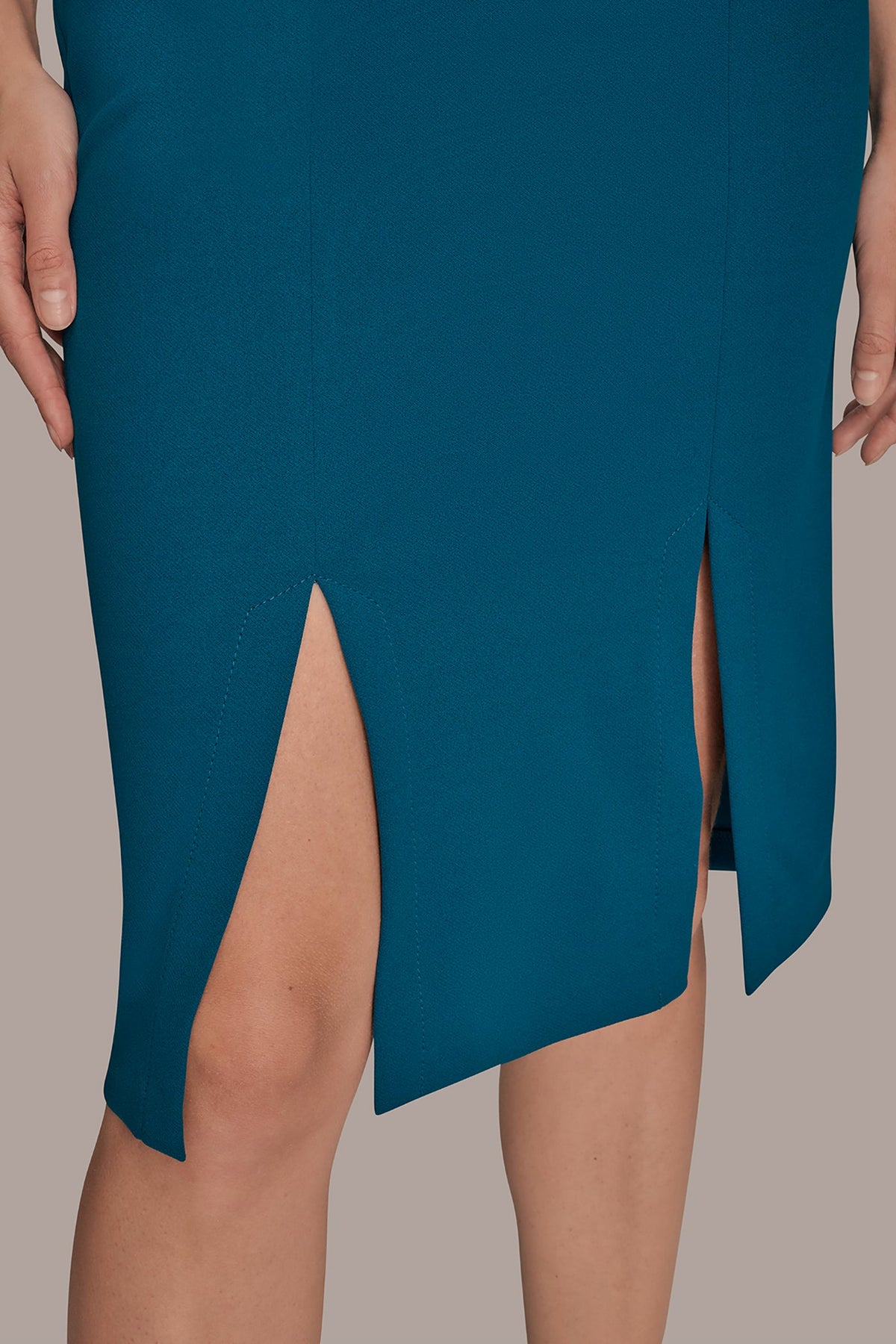 LONG SLEEVE DOUBLE-SPLIT SHEATH DRESS - Midnight Green