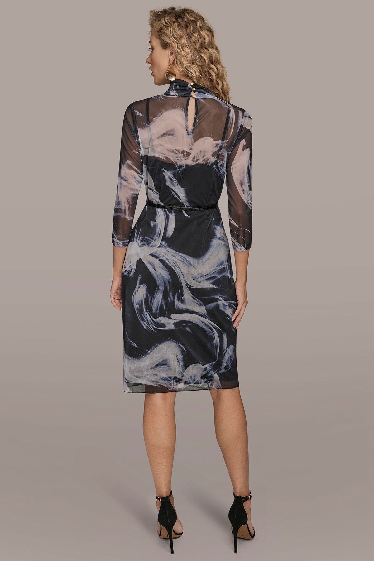 BELTED DRAPED PRINTED DRESS - BLACK/VAPOR MULTI