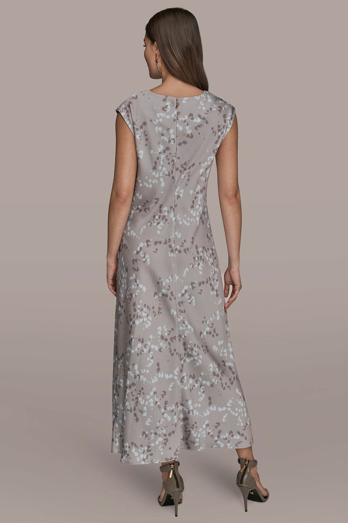 CAP SLEEVE V-NECK PRINTED MIDI DRESS - DRIFTWOOD MULTI