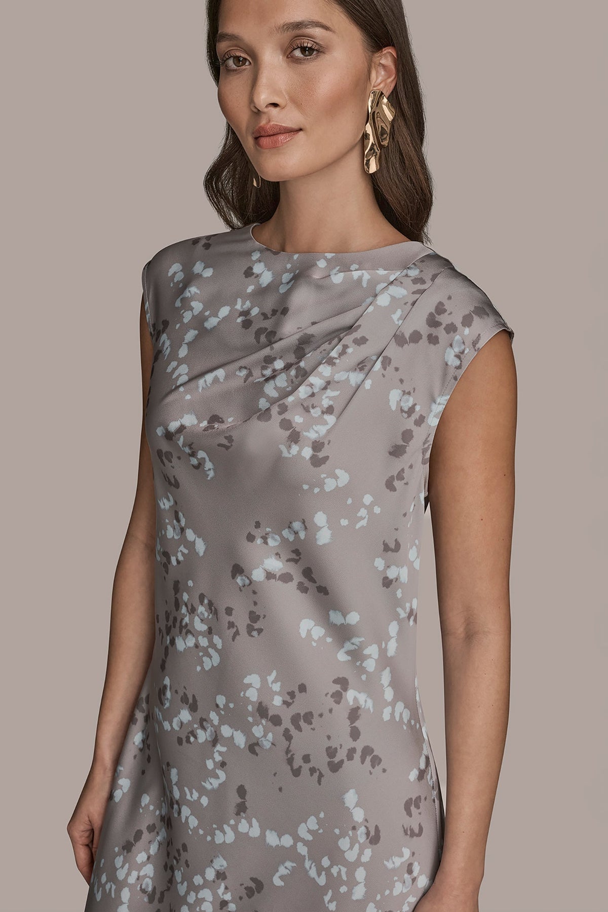 CAP SLEEVE V-NECK PRINTED MIDI DRESS - DRIFTWOOD MULTI