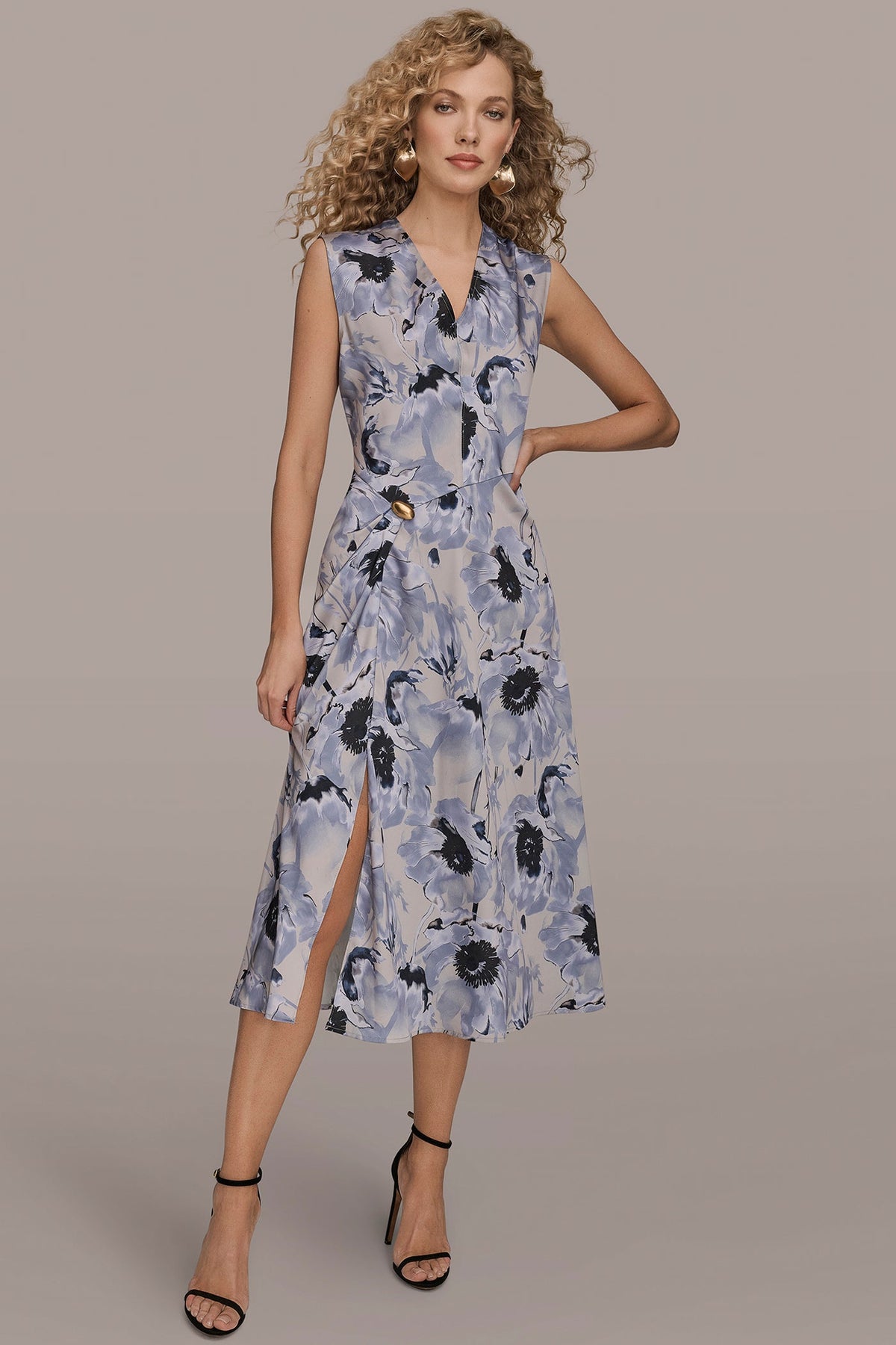 CAP SLEEVE V-NECK PRINTED MIDI DRESS - VAPOR/TEMPLE