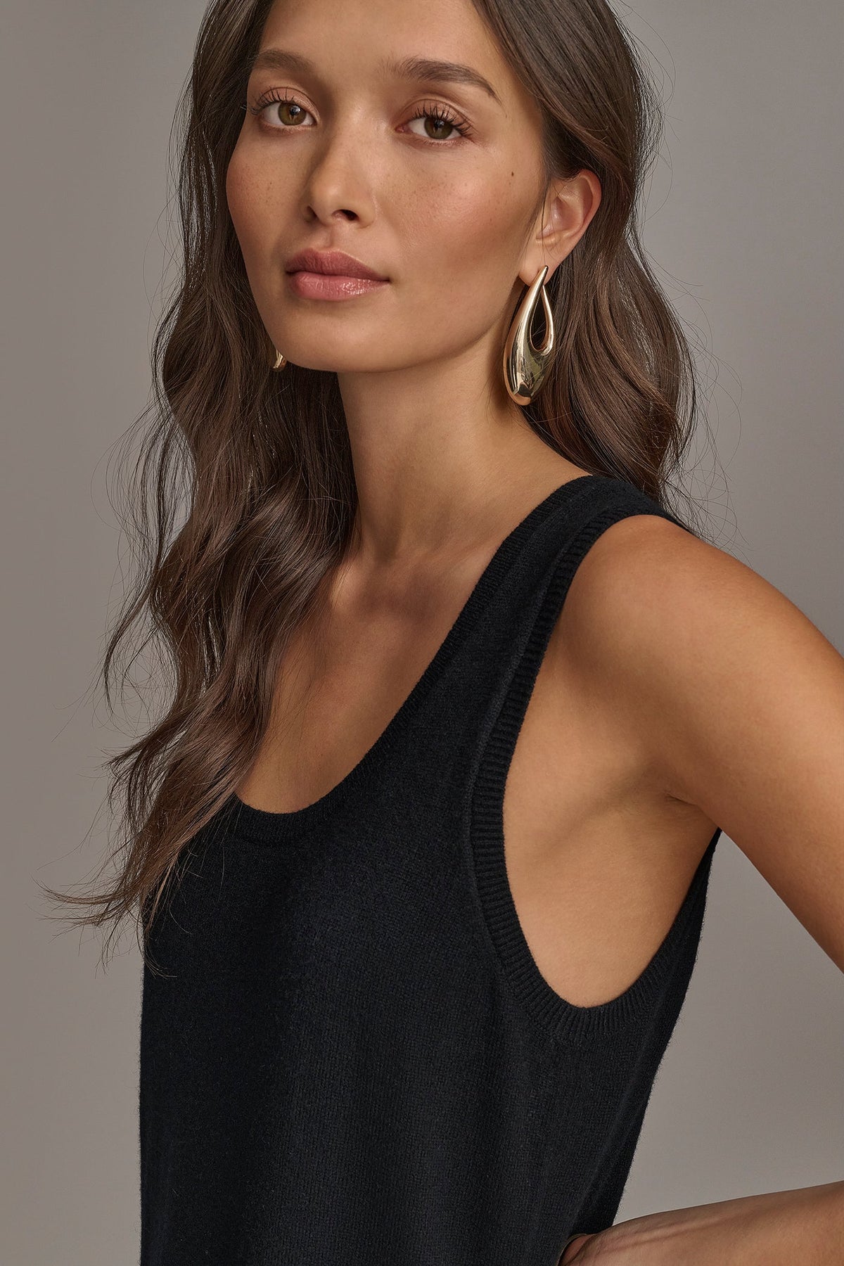 CASHMERE SLEEVELESS MIDI TANK DRESS - Black
