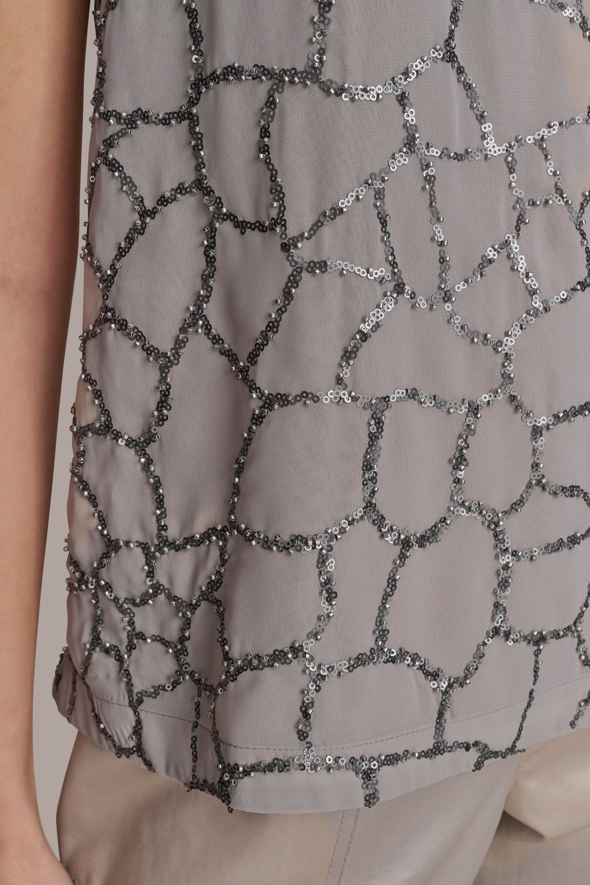 SHELL WITH SEQUIN DETAIL - CLAY