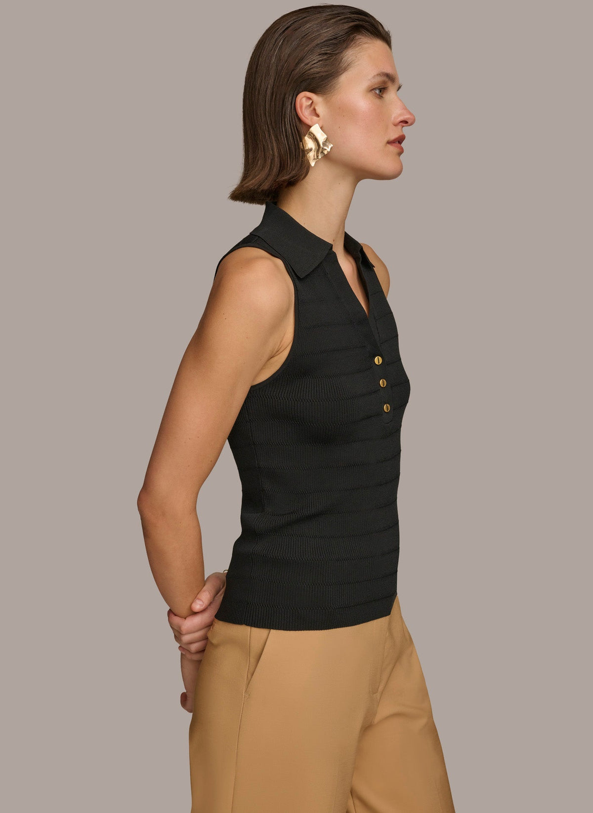 TEXTURE SWEATER WITH  GOLD BUTTONS - Black