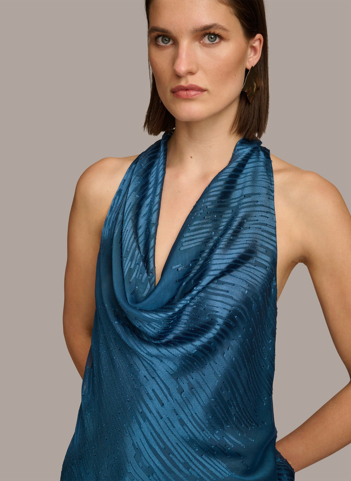 BURNOUT COWL NECK TOP - Tide Navy