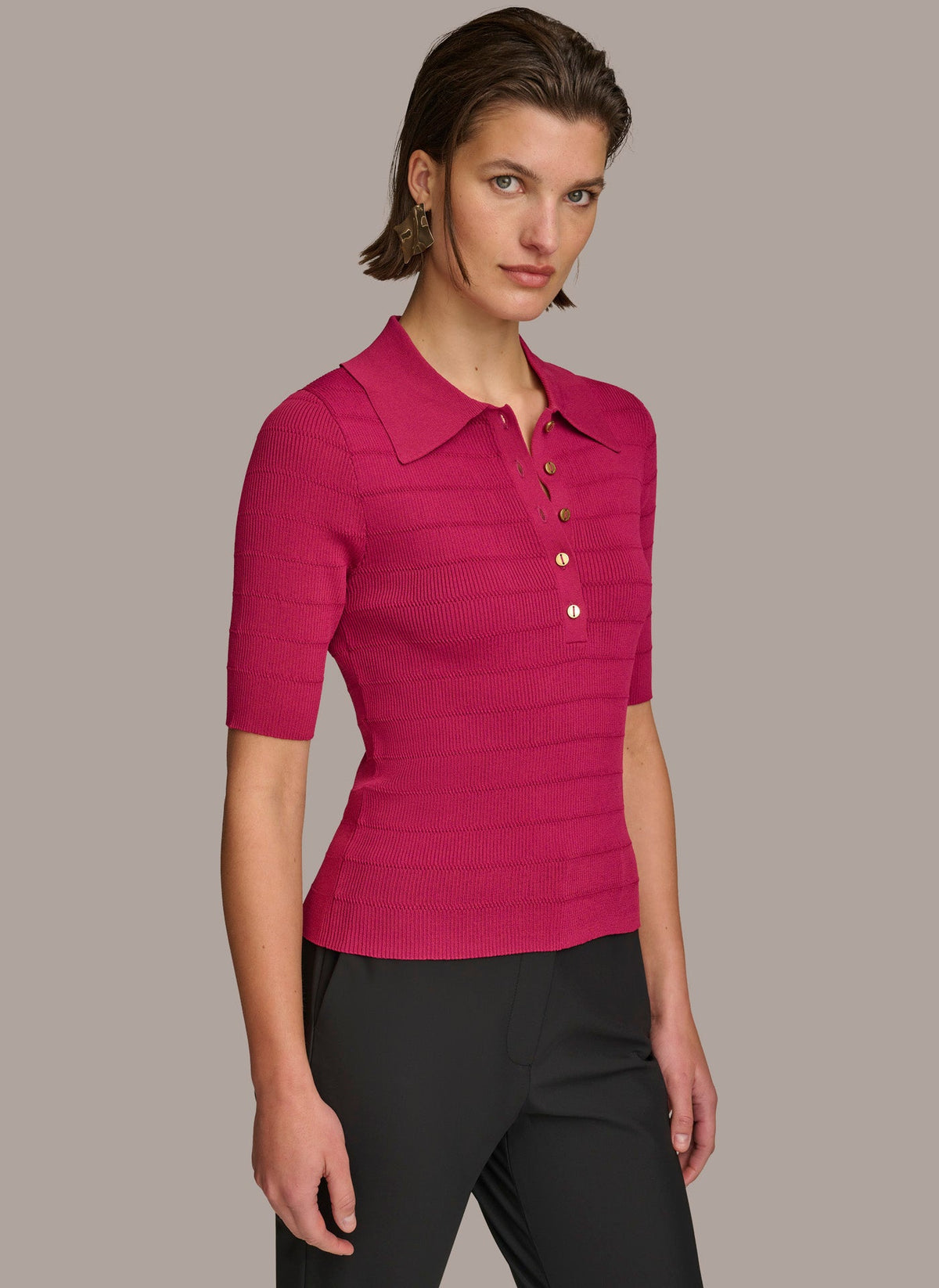 COLLAR BUTTON TOP - CACTUS FLOWER