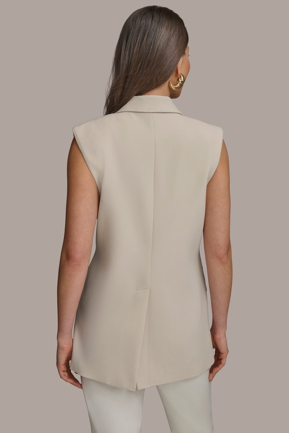 BUTTON VEST WITH POCKET DETAIL - TUSCAN GREY