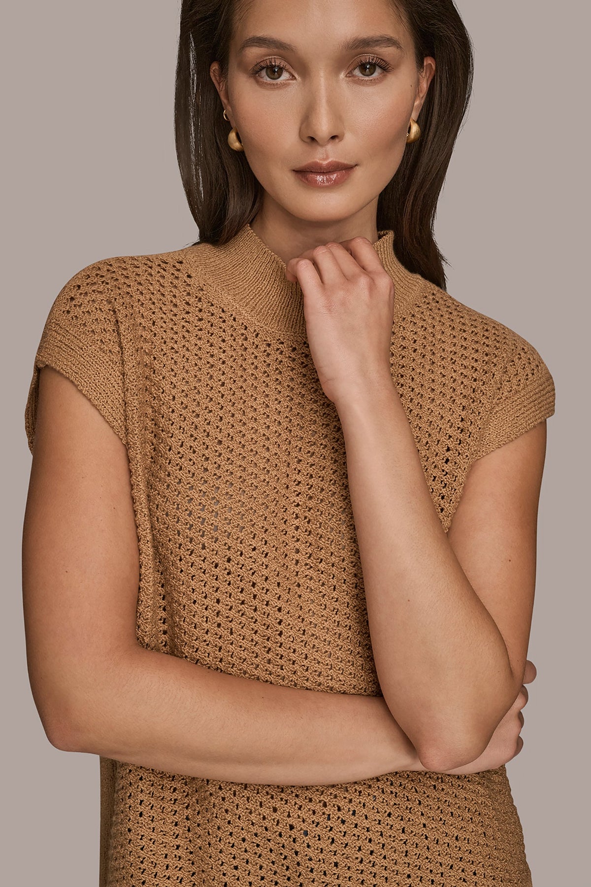 SLEEVELESS MOCK-NECK OPEN STITCH SWEATER - FAWN