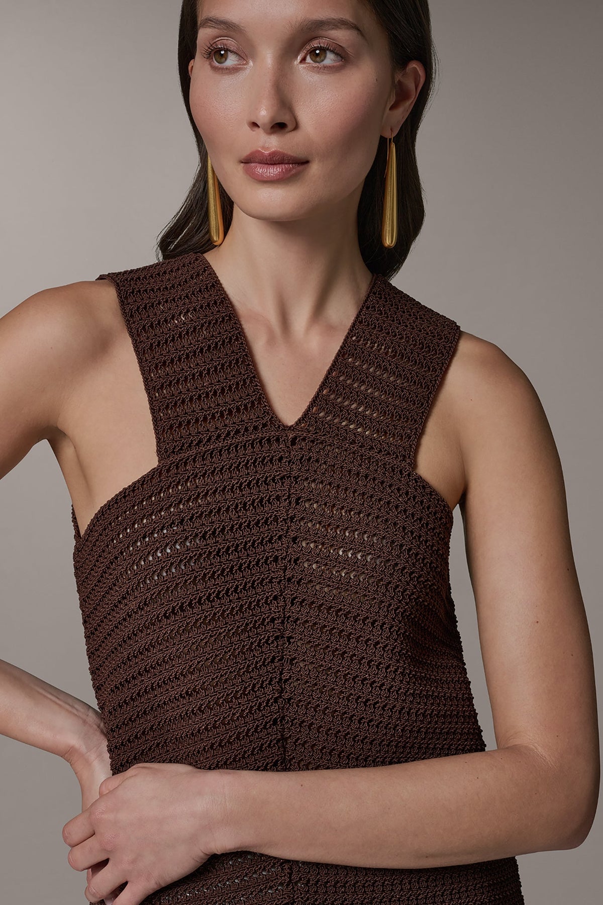 SLEEVELESS METALLIC SWEATER TANK - Canyon