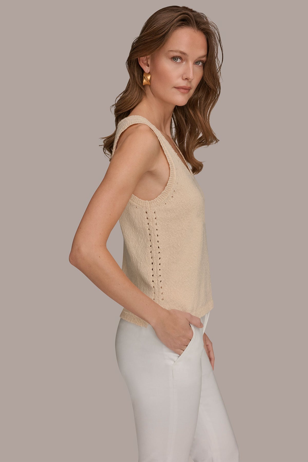 SLEEVELESS POINTELLE STITCH TANK - Scallop Shell