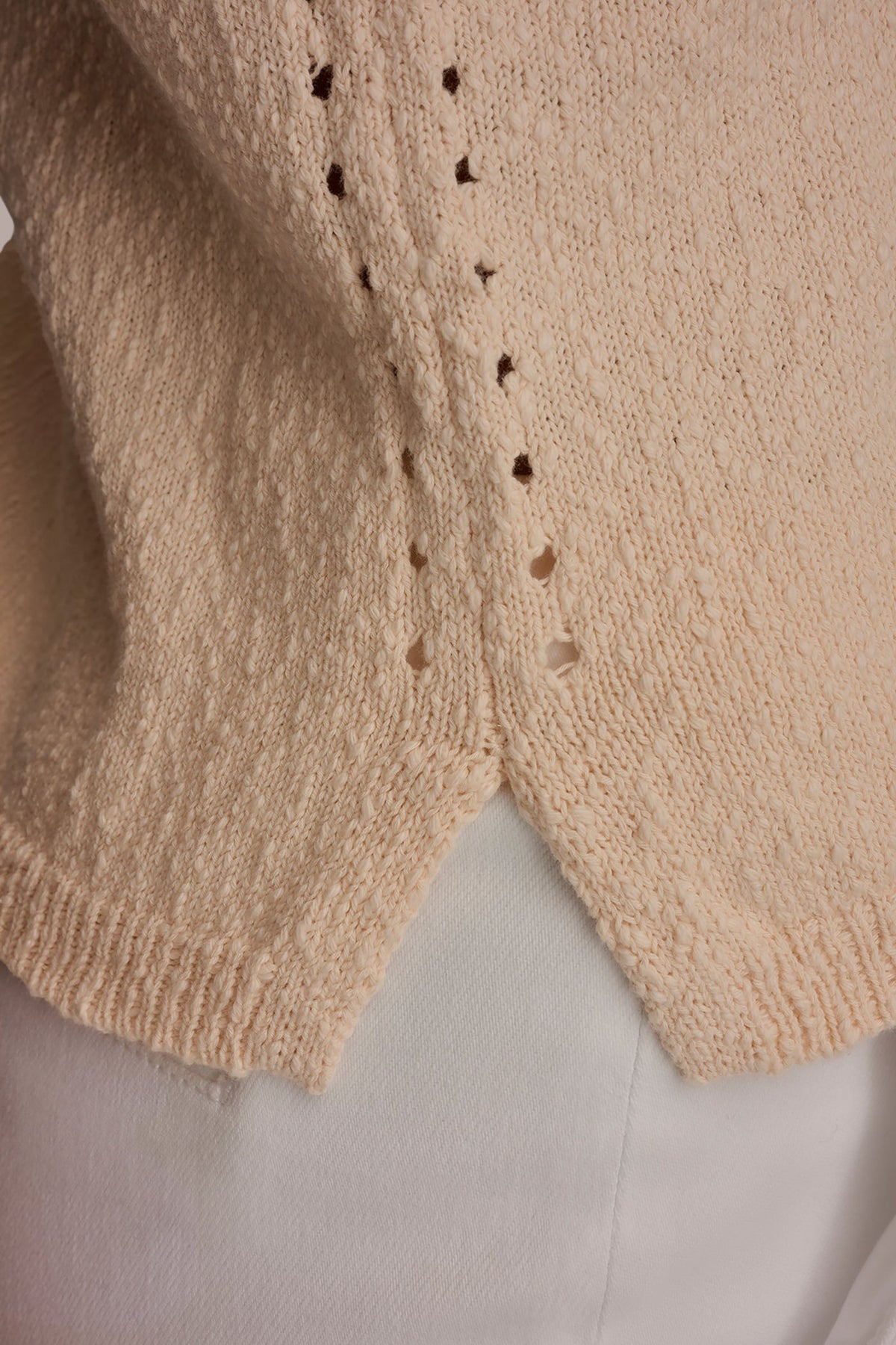 SLEEVELESS POINTELLE STITCH TANK - Scallop Shell