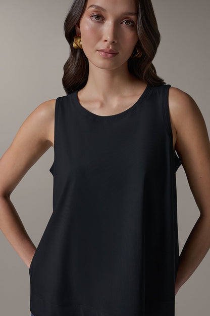 THE MODERN TRAVEL SLEEVELESS SWING TANK - Black