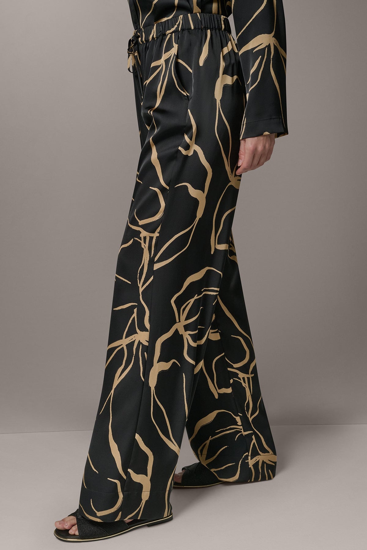 EXTRA HIGH-RISE WIDE-LEG PULL-ON PANT - Black /Fawn