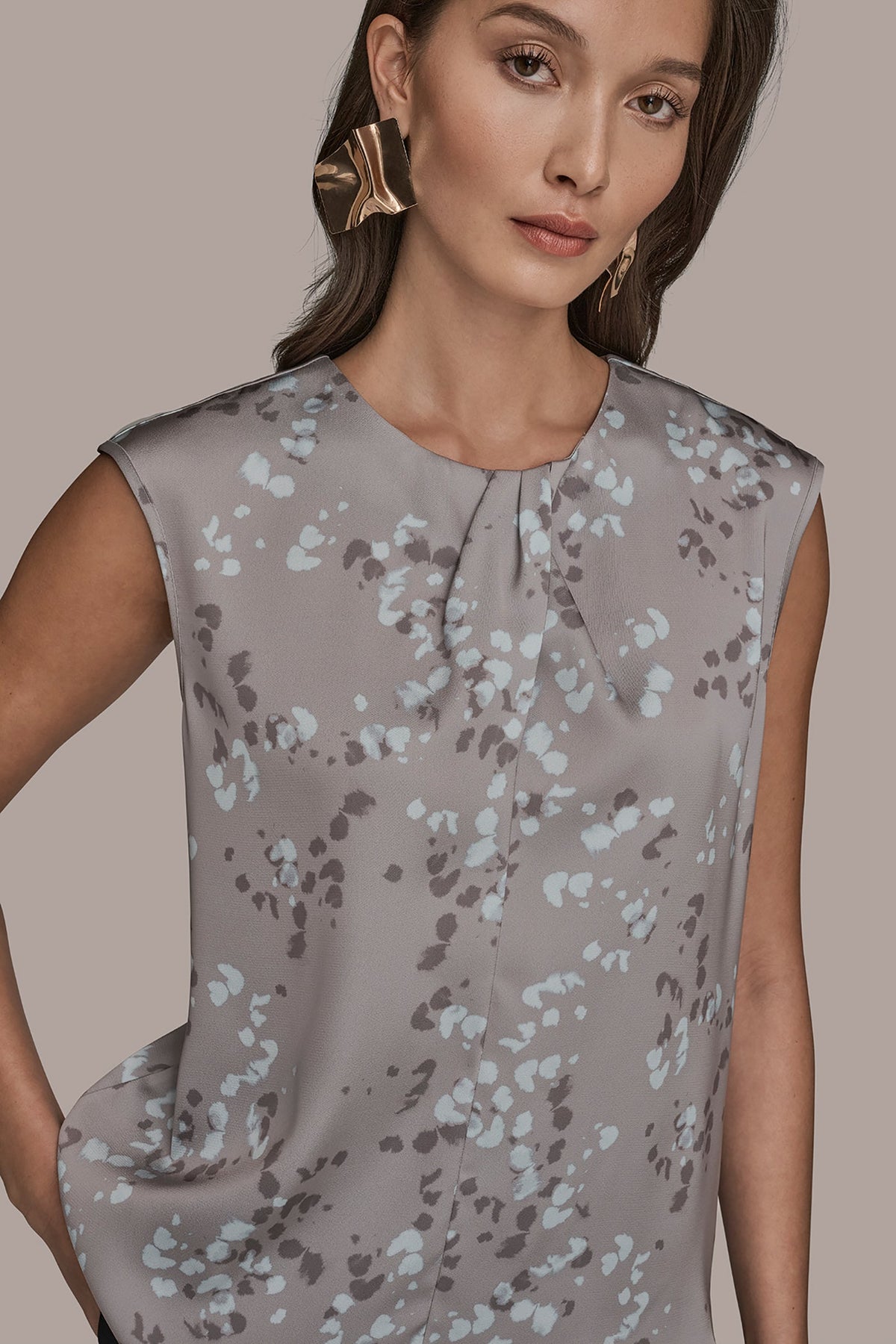 FLORAL CAP SLEEVE TWIST BLOUSE - DRIFTWOOD MULTI
