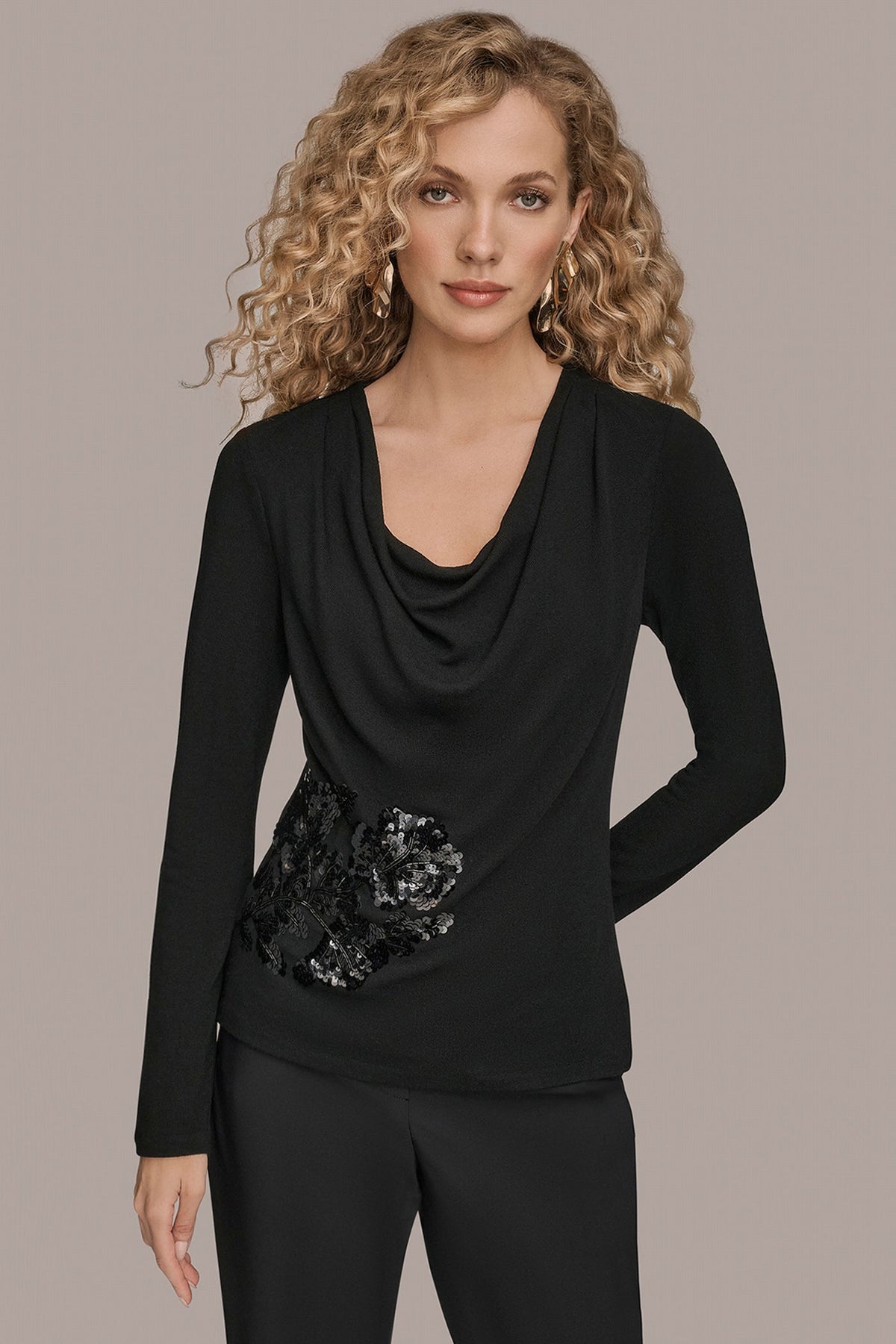 LONG-SLEEVE COWL-NECK FLORAL TOP - Black