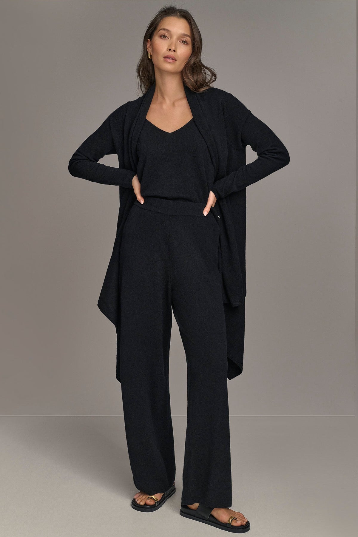 CASHMERE LONG SLEEVE CARDIGAN - Black