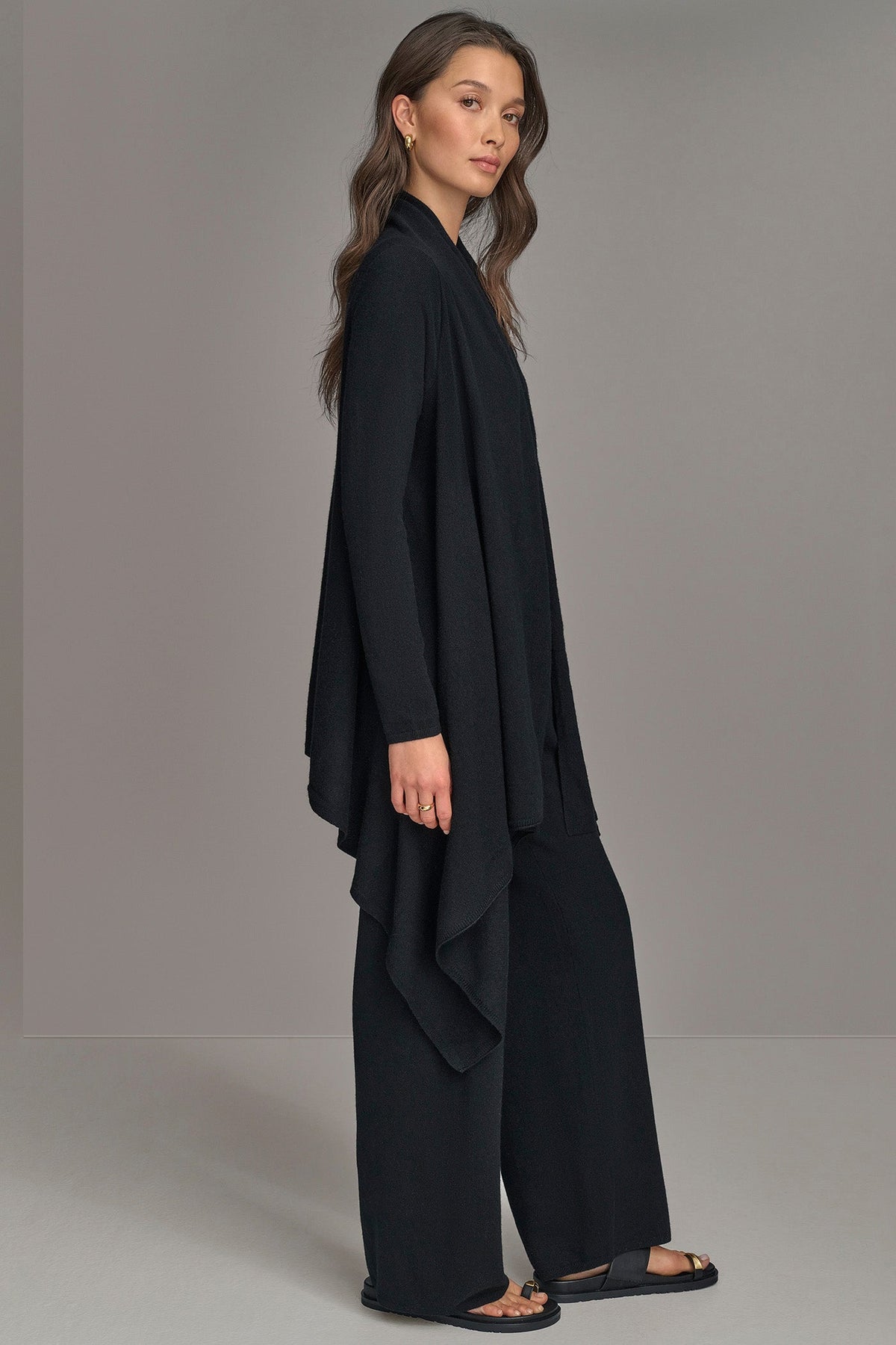 CASHMERE LONG SLEEVE CARDIGAN - Black