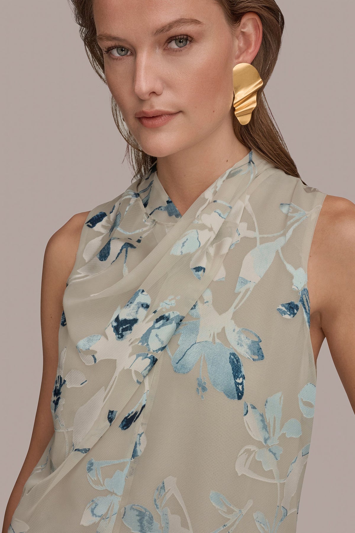 FLORAL CRISSCROSS TOP - Sea Mist Multi