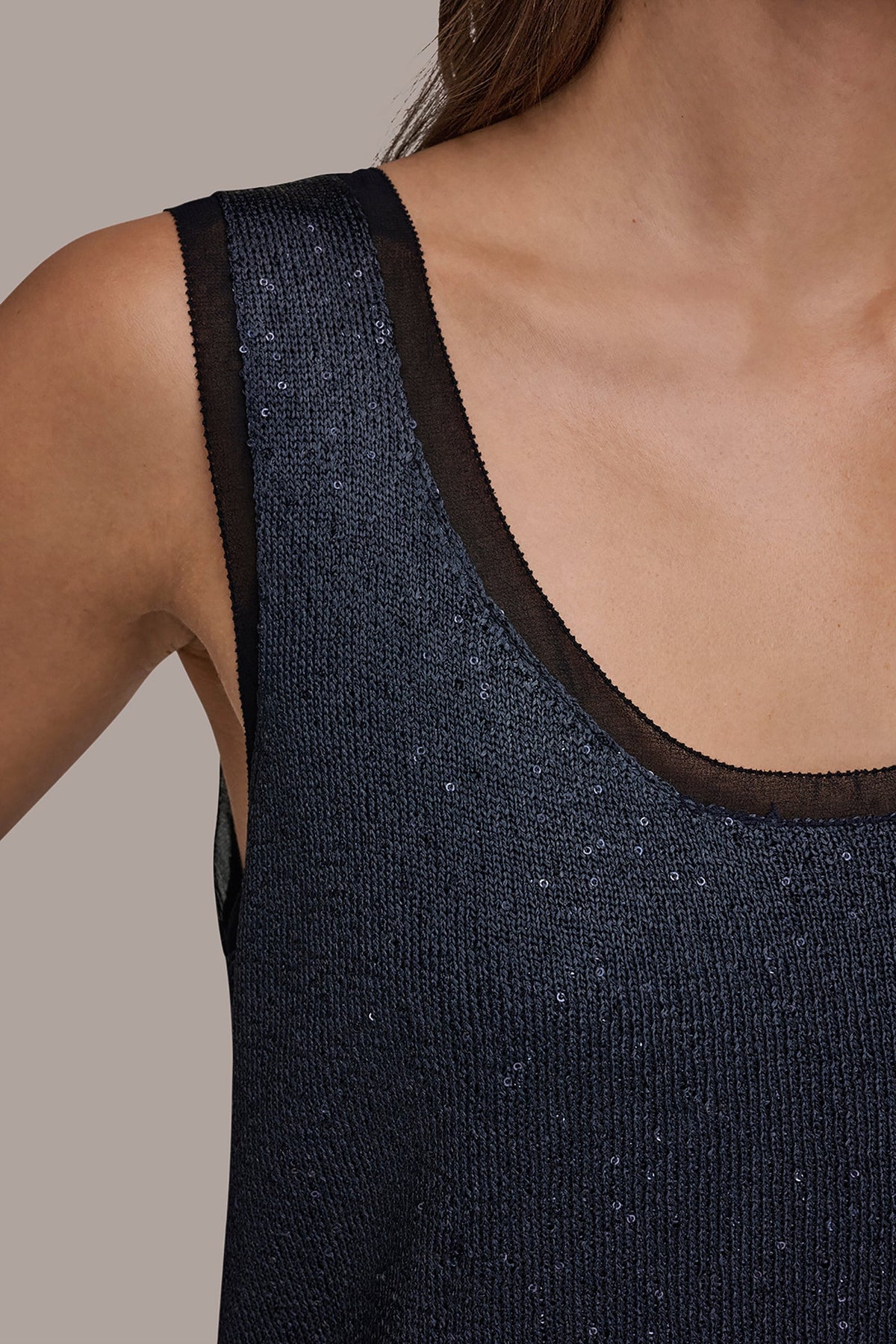 SCOOP-NECK SEQUIN SHELL TOP - Nightfall