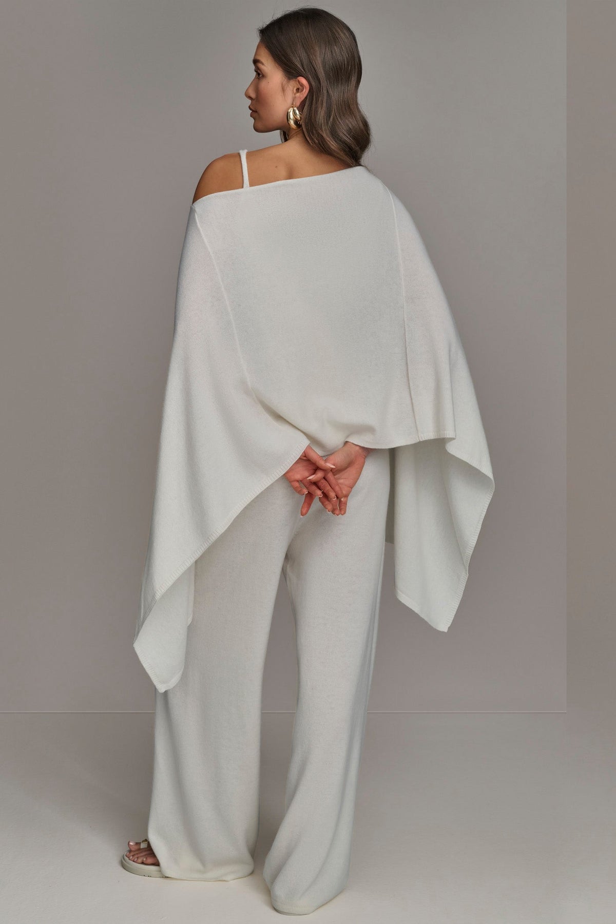 CASHMERE PONCHO - CREAM