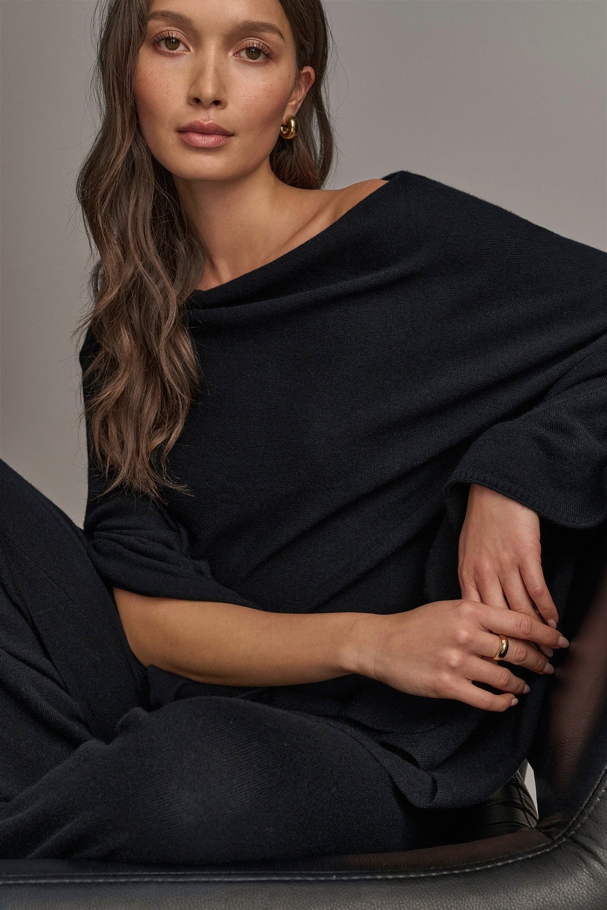 CASHMERE PONCHO - Black
