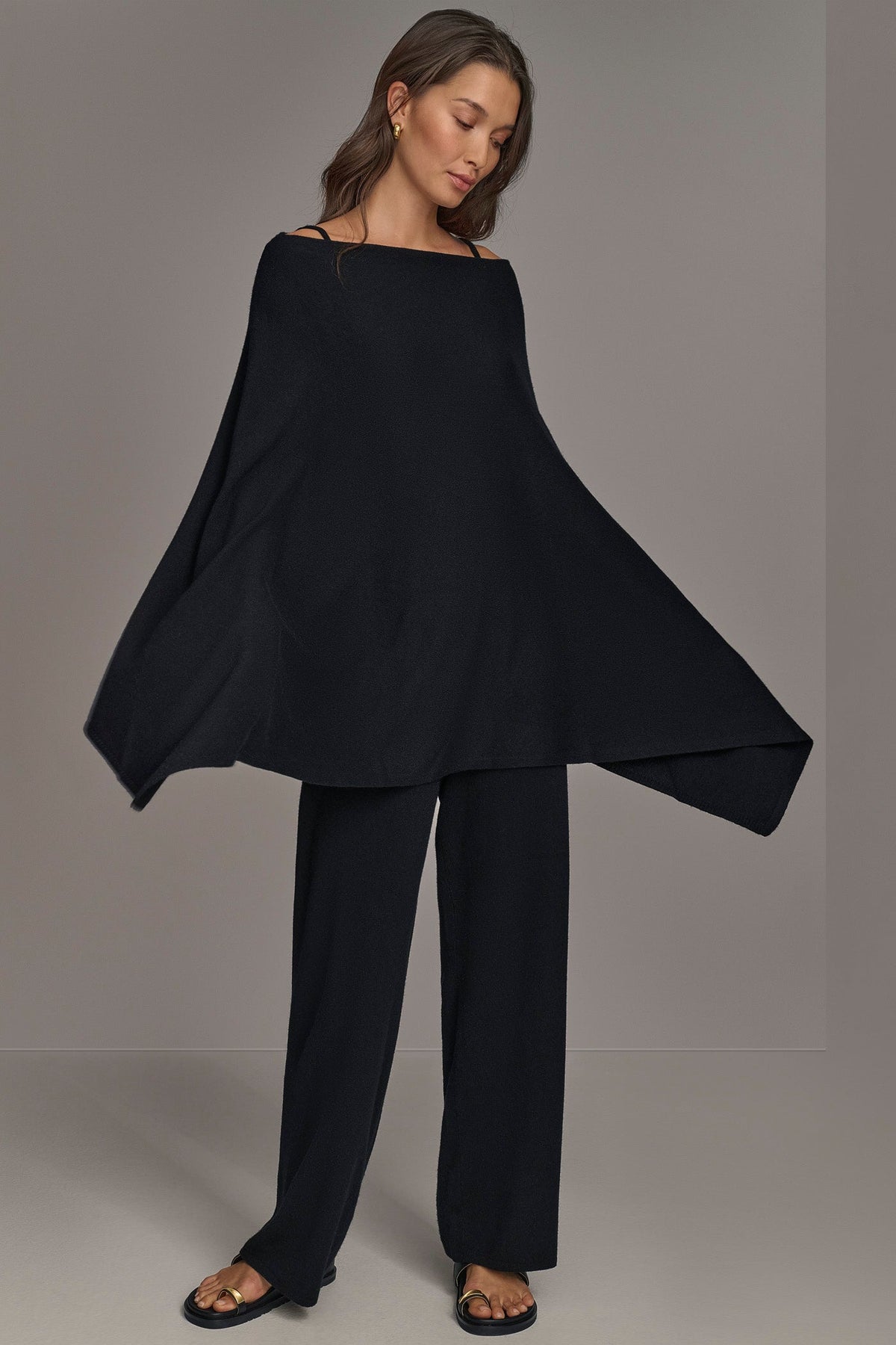 CASHMERE PONCHO - Black