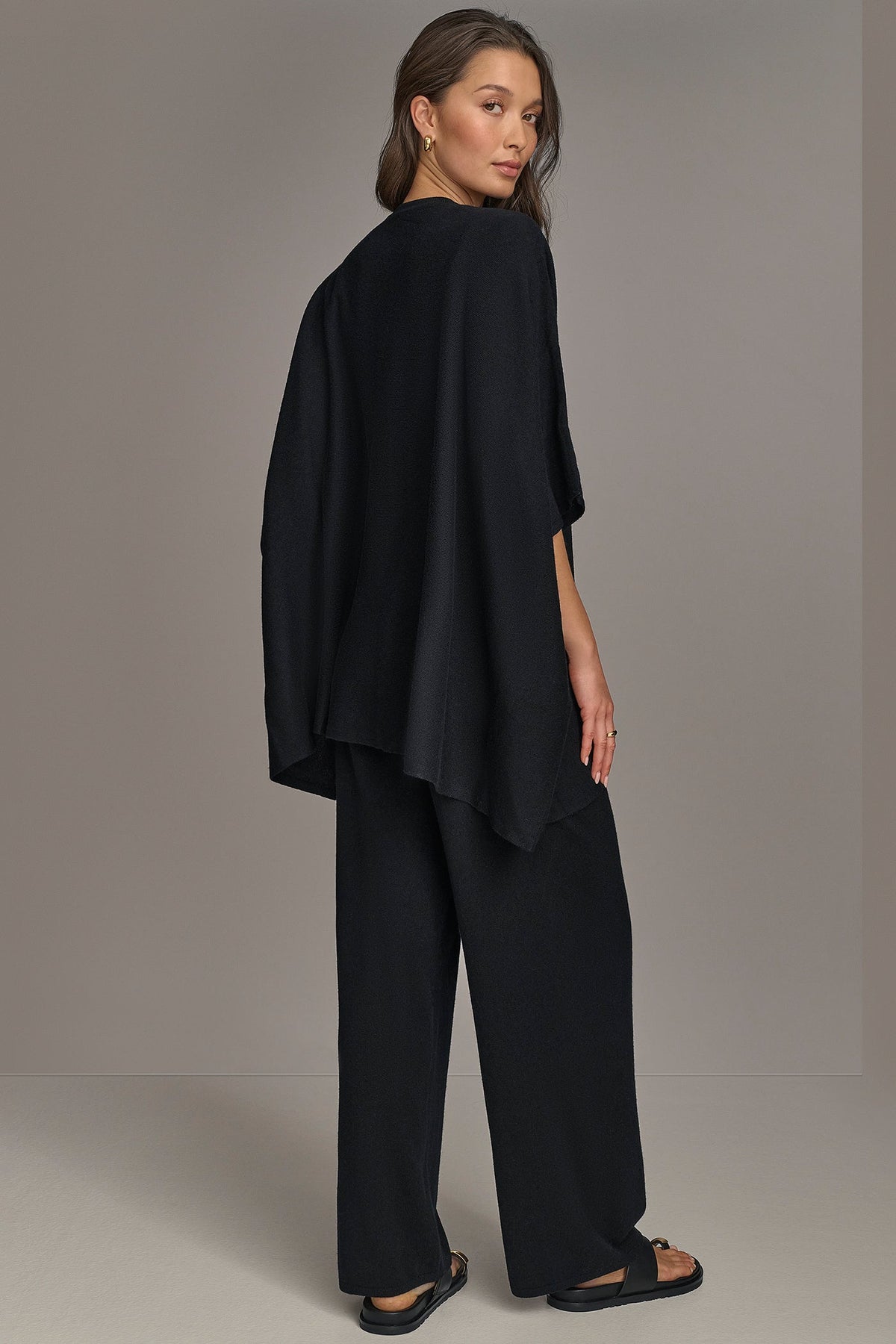 CASHMERE SHORT SLEEVE CARDIGAN - Black