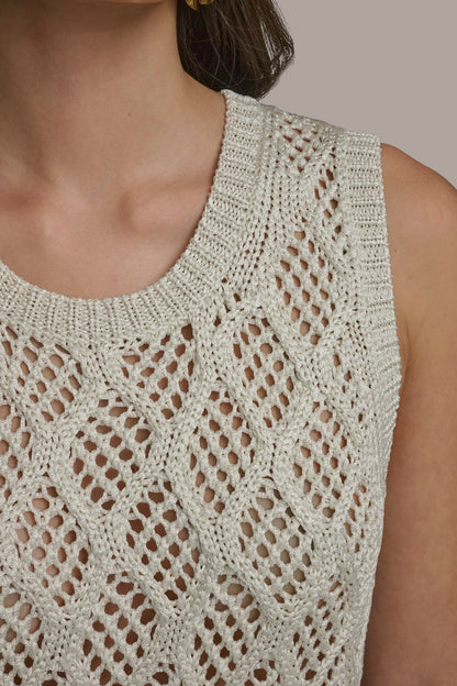 DIAMOND PATTERN CREW NECK TOP - cream