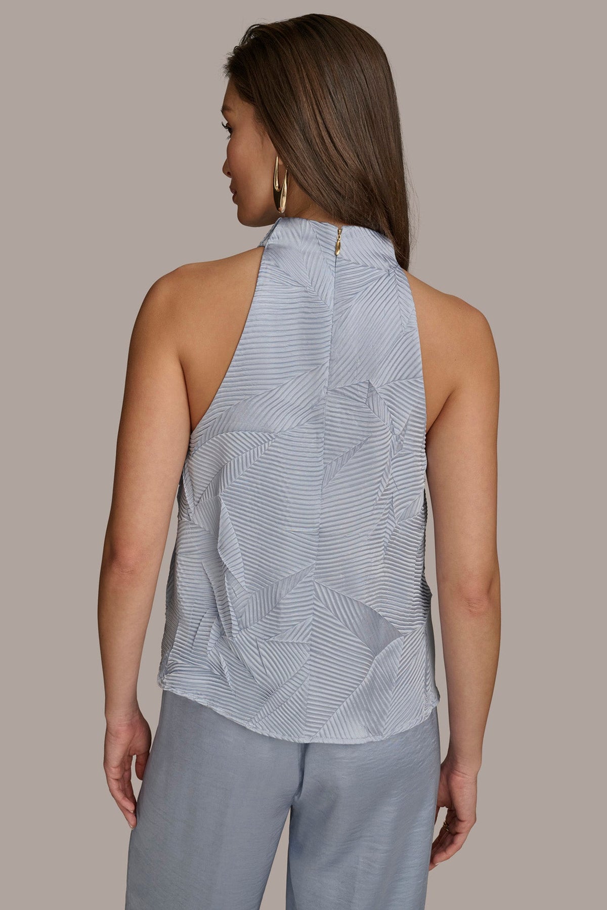 TEXTURED TOP WITH ANGLED HEM - GLACIAL BLUE