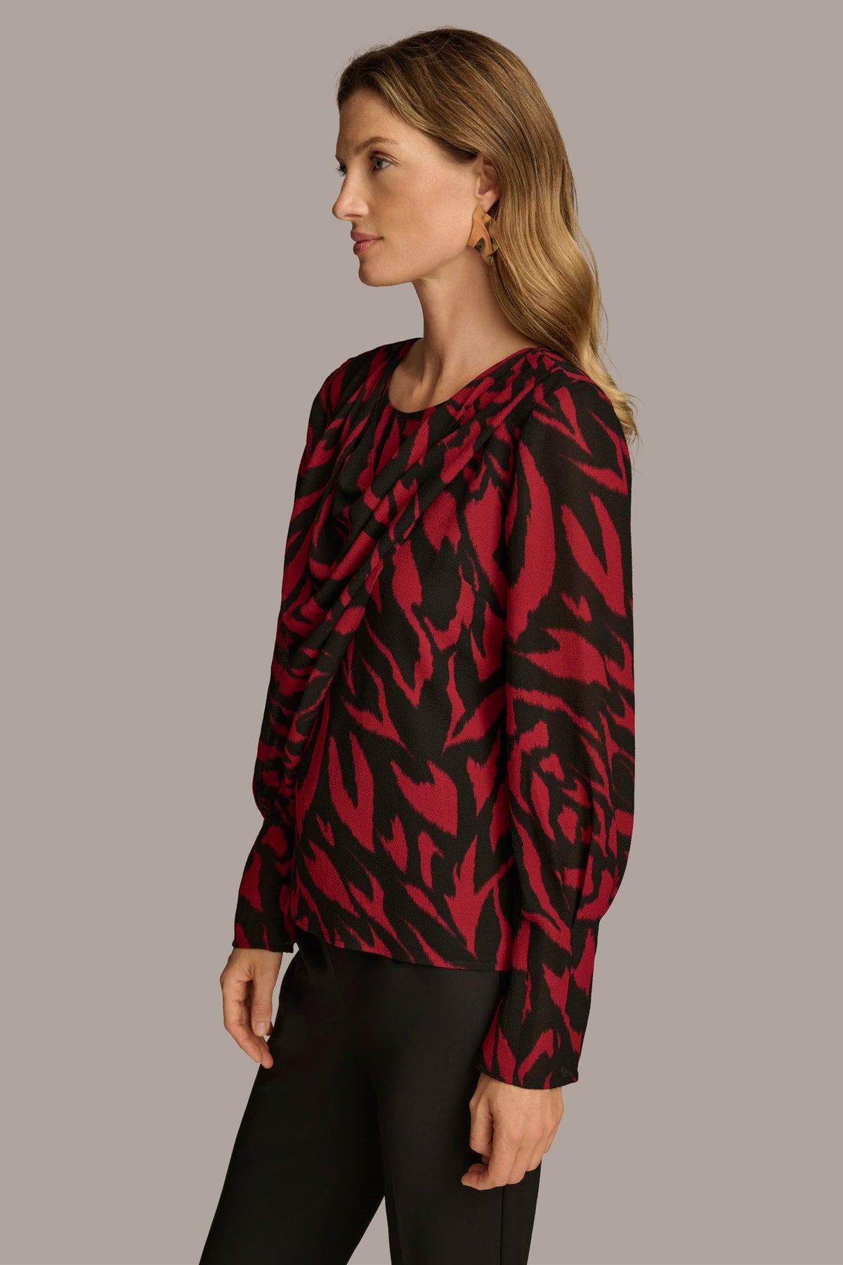 PRINT WIDE CUFF TOP - Red/Black Multi