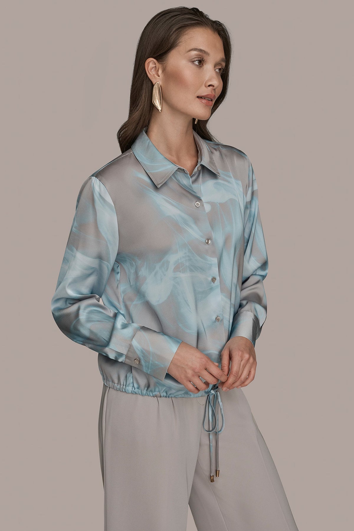 LONG-SLEEVE PRINTED DRAWSTRING BLOUSE - Misty Haze