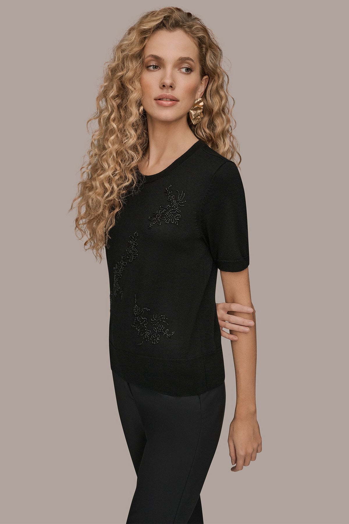 SHORT-SLEEVE FLORAL WOOL SWEATER - Black