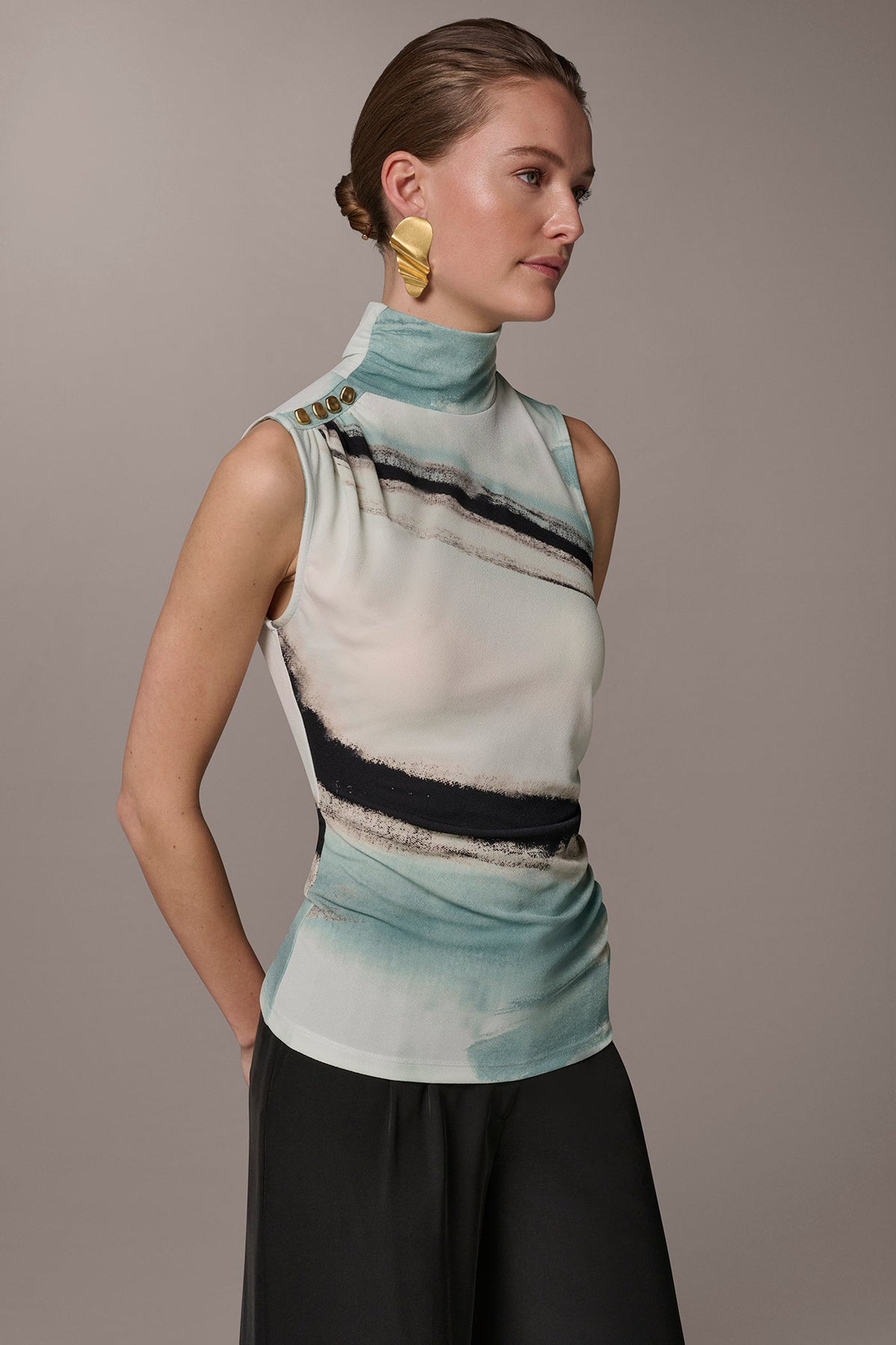 PRINTED BUTTON SHOULDER BLOUSE - Waterlily Multi