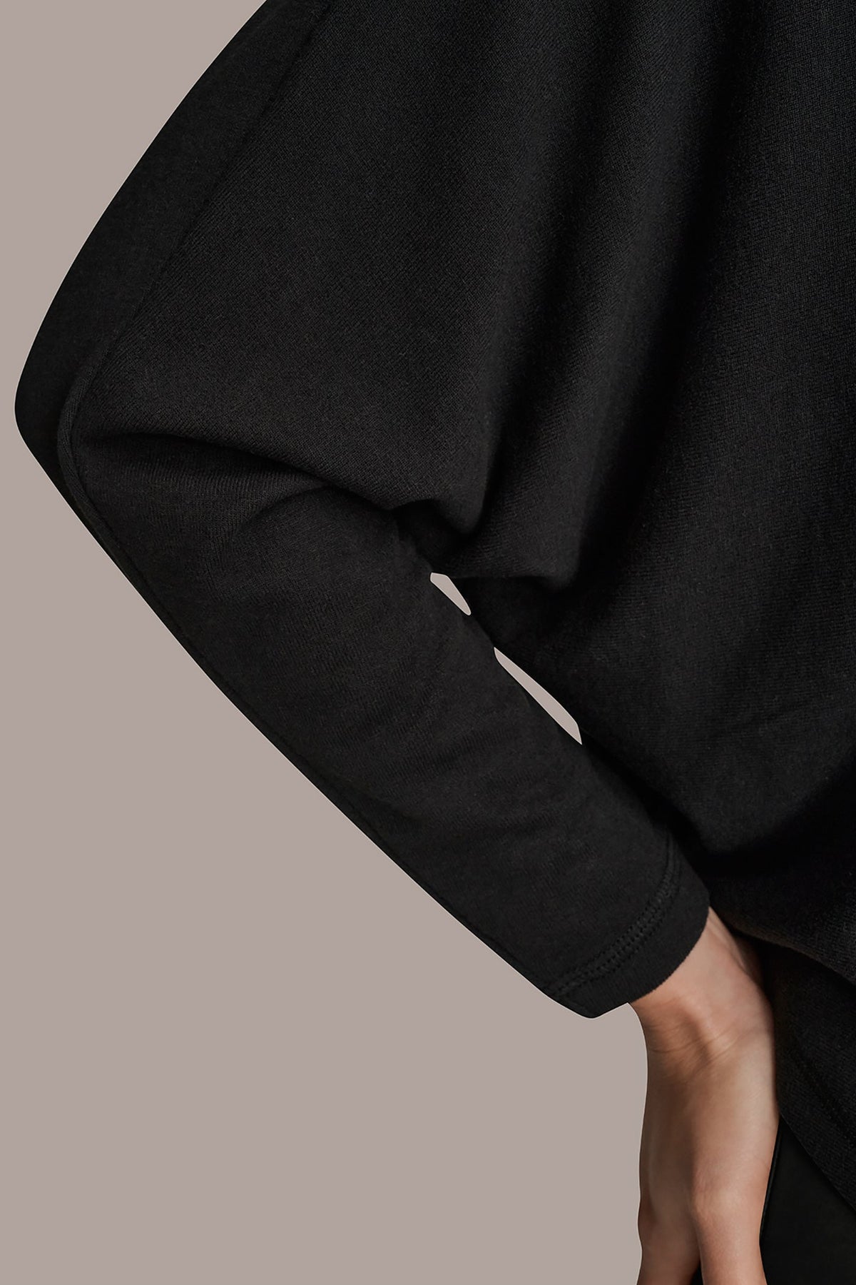 MOCK-NECK TOP - Black