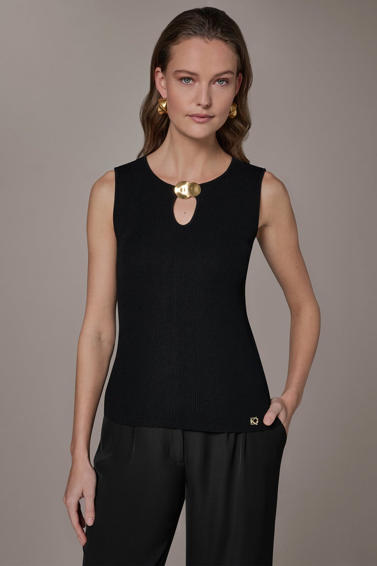 KEYHOLE RIBBED SWEATER TANK - Black