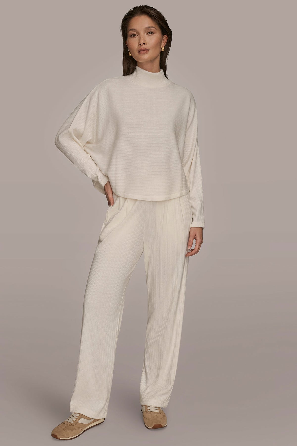 MOCK-NECK TOP - CREAM
